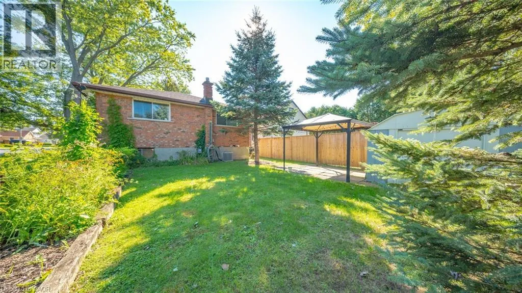 873 SOUTH PELHAM Road