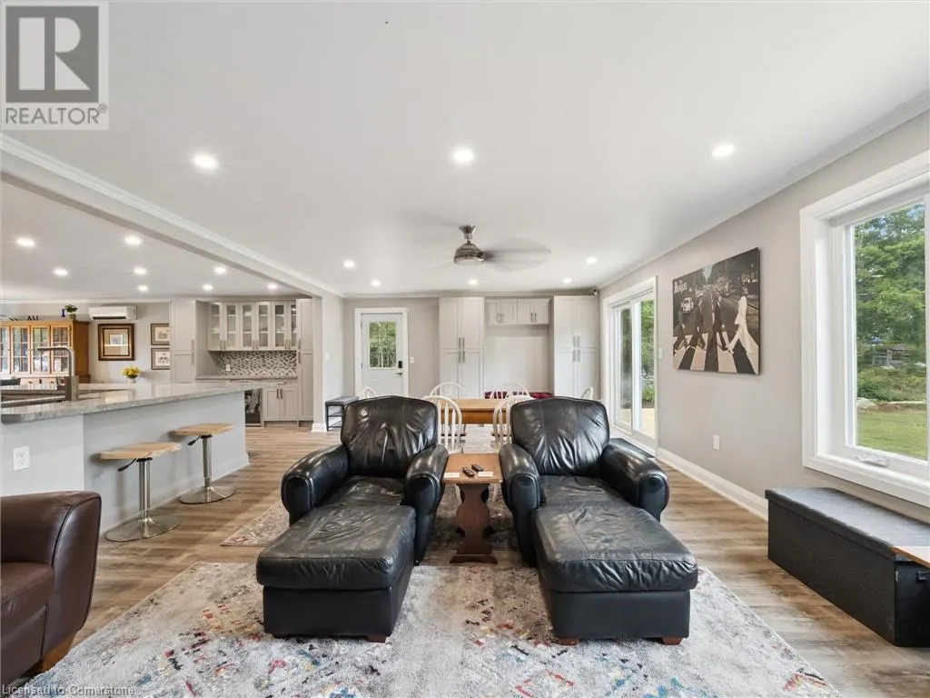 891 PENINSULA Road