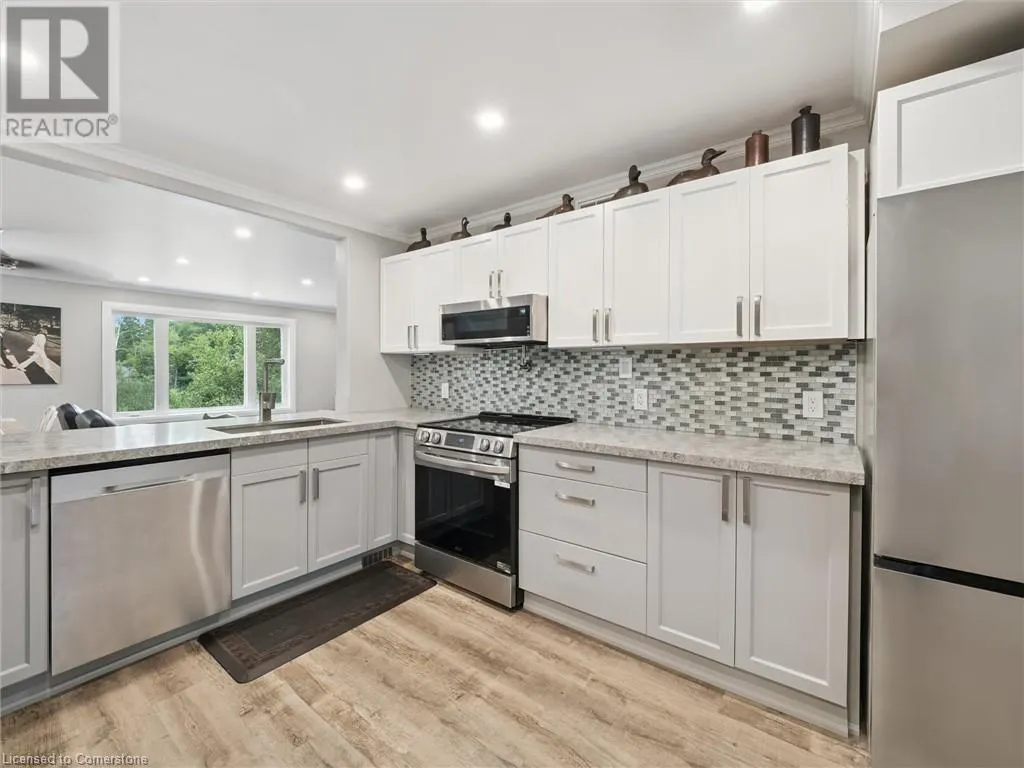 891 PENINSULA Road