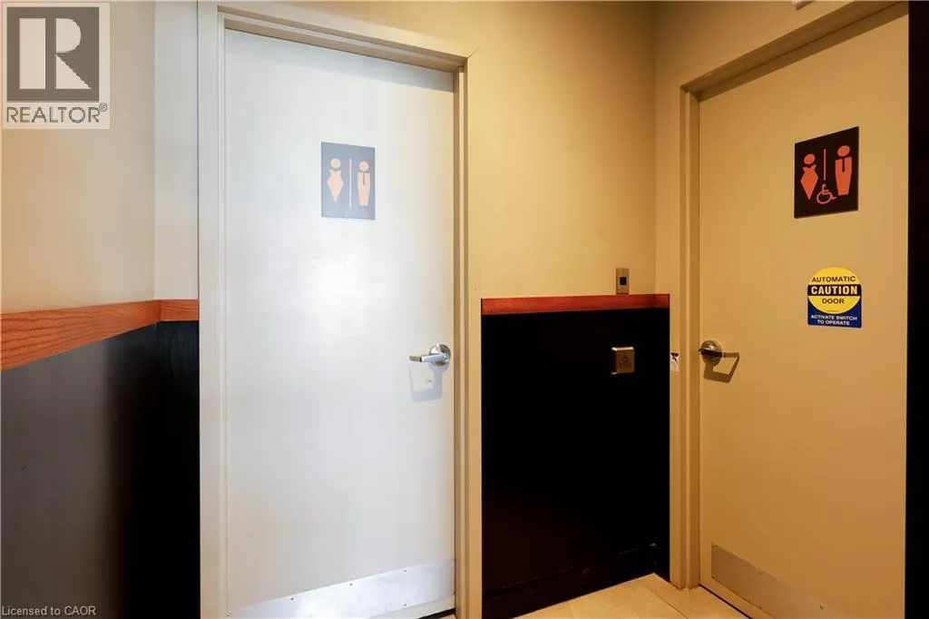 1820 ADELAIDE Street Unit# 3D, #3D