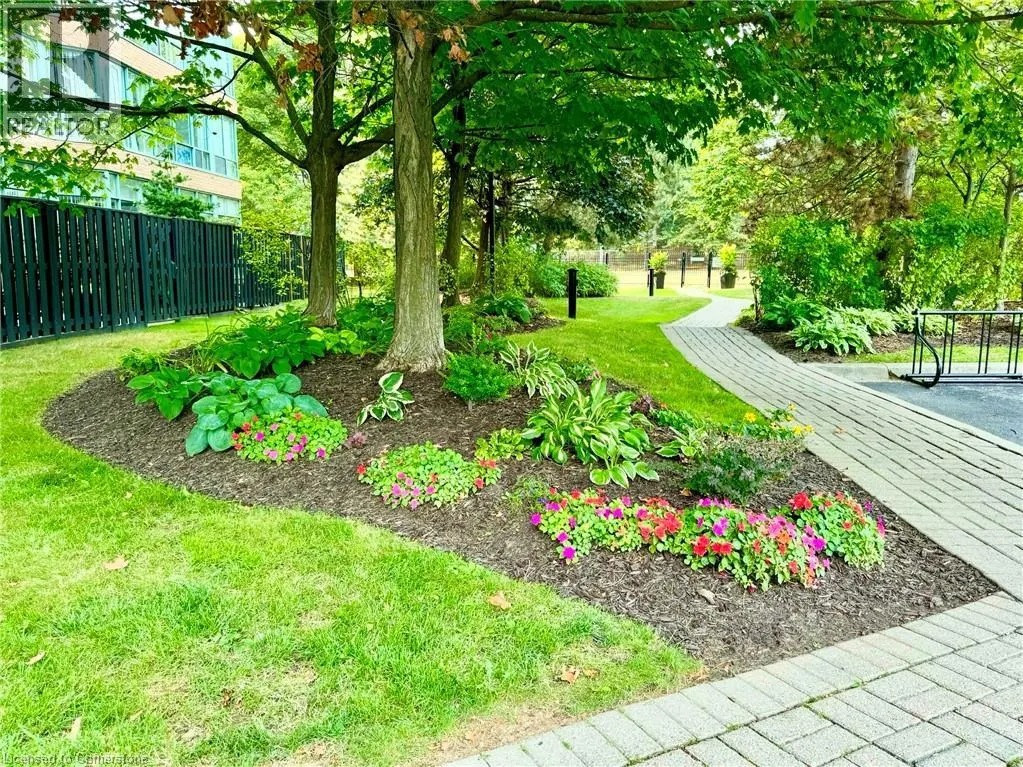 1276 MAPLE CROSSING Boulevard Unit# 203, #203