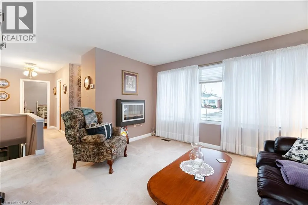 5 STERNE Avenue