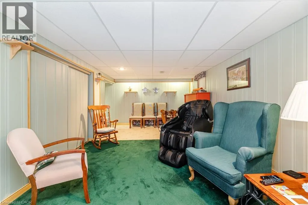 5 STERNE Avenue