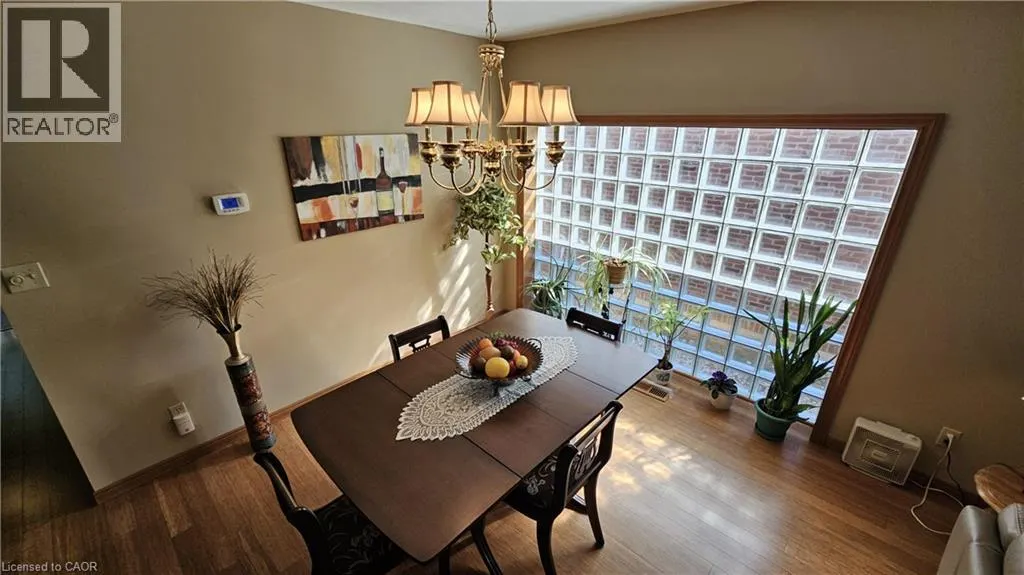 42 DONLY Drive S Unit# 11, #11