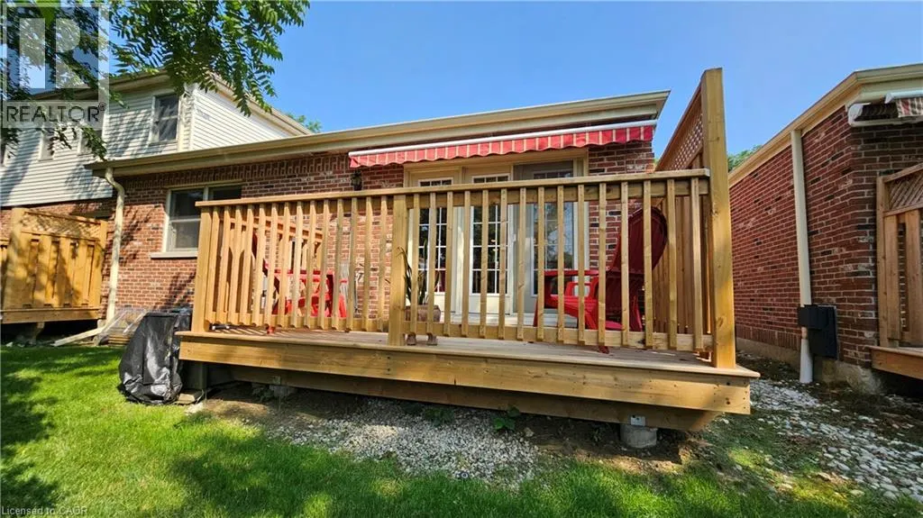 42 DONLY Drive S Unit# 11, #11
