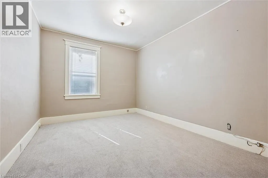 5 DEKAY Street