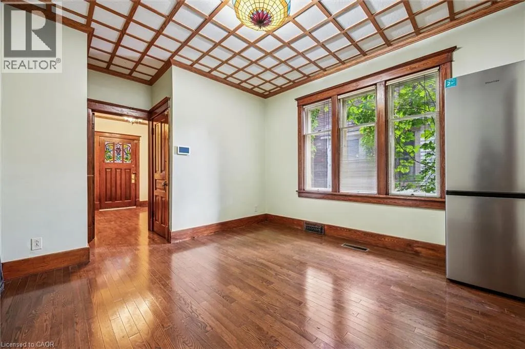 5 DEKAY Street