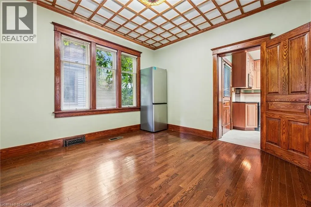5 DEKAY Street