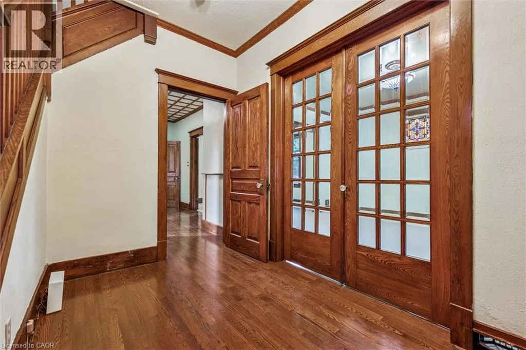 5 DEKAY Street