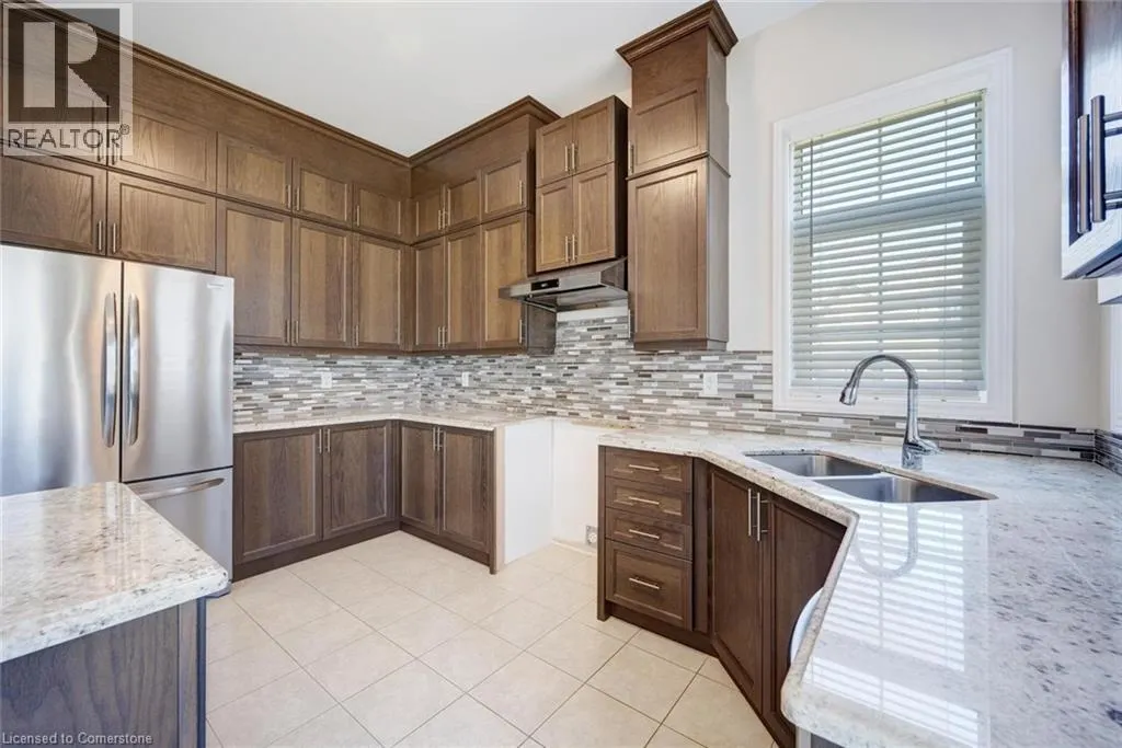 232 NIAGARA Trail