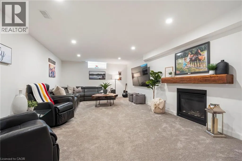 51 GOLDEN MEADOW Drive