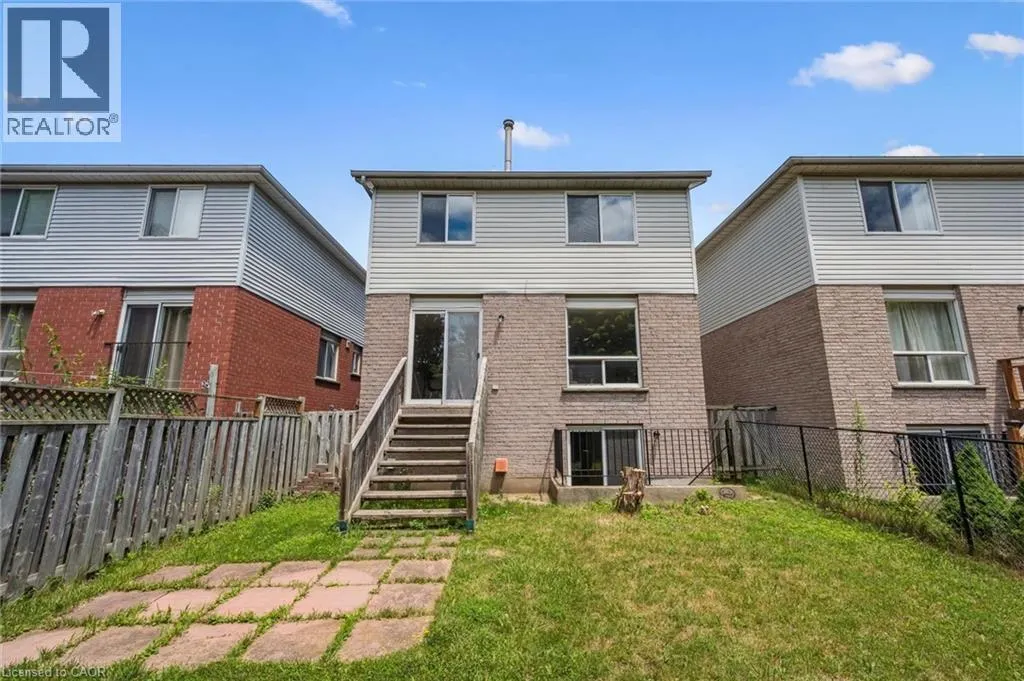 71 MOSS Place