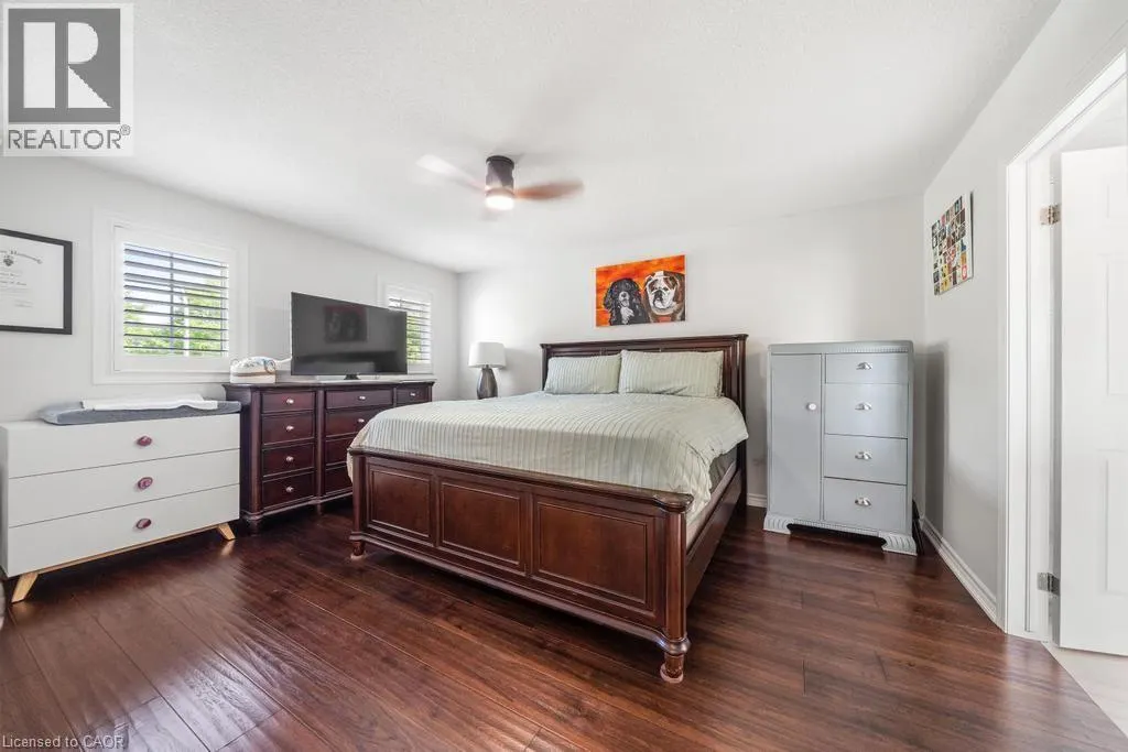 12 VALRIDGE Court