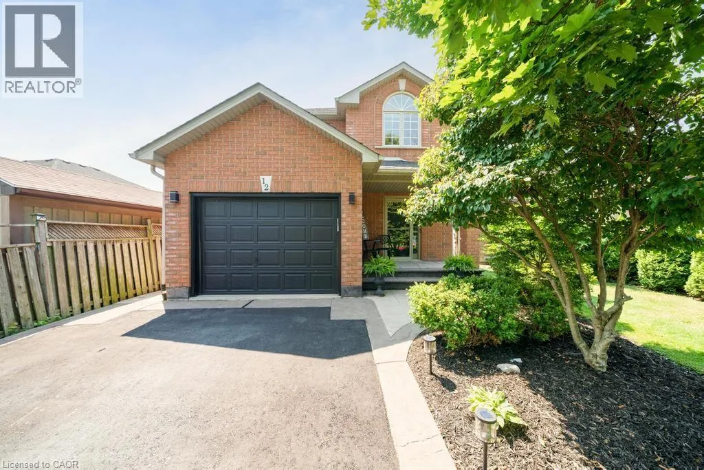 12 VALRIDGE Court