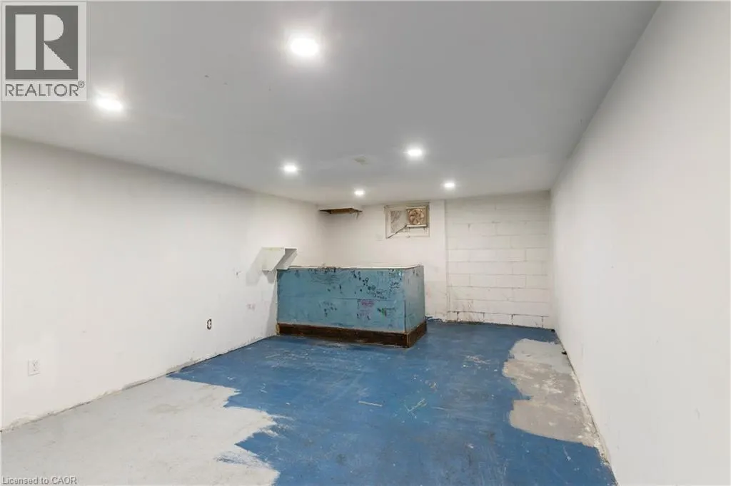 250 CARDIGAN Street