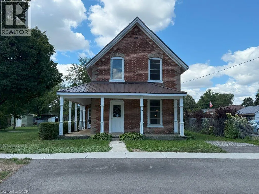 162 WELLINGTON Street