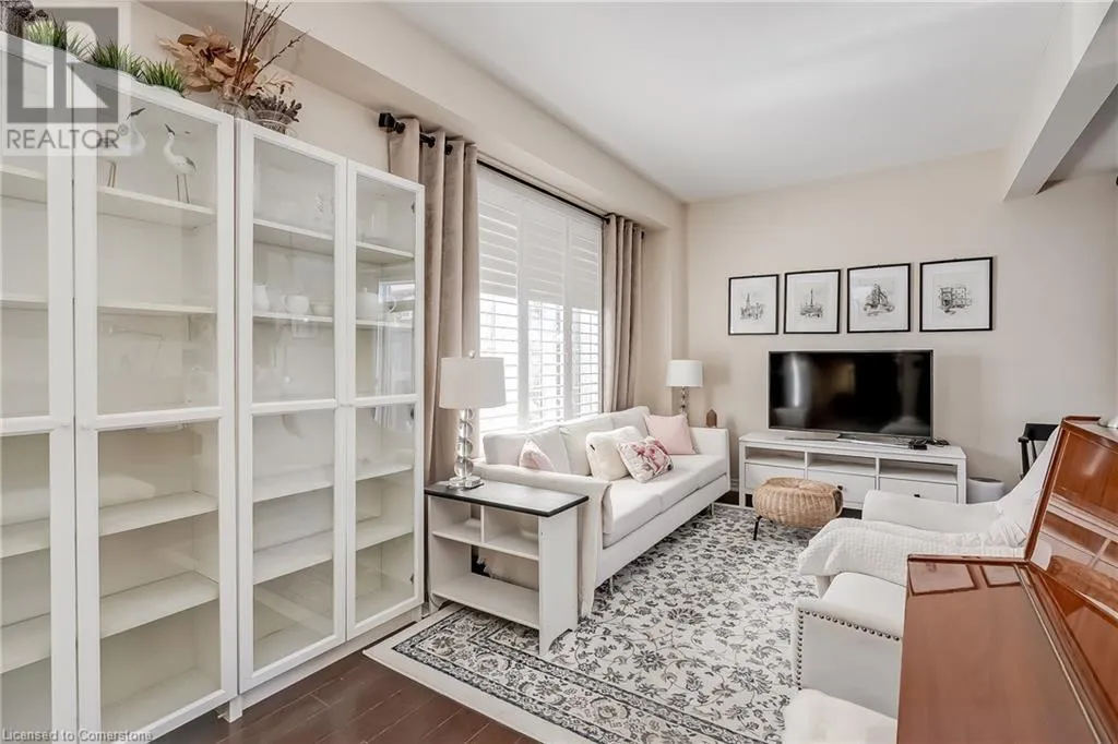 45 SEABREEZE Crescent Unit# 19, #19