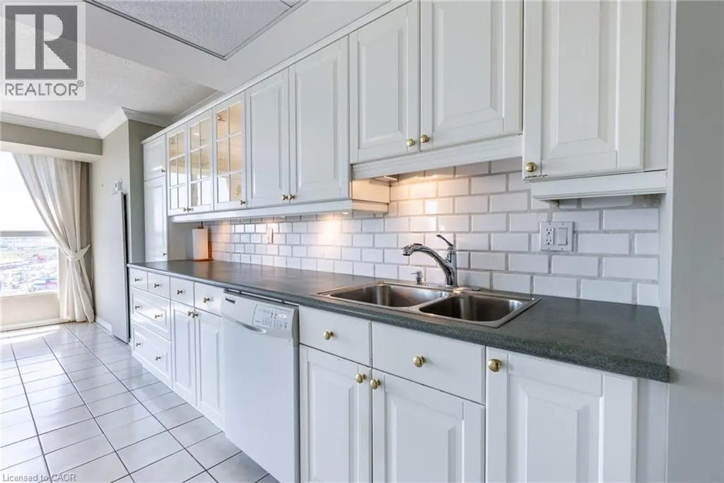 1271 WALDEN Circle Unit# PH108, #PH108