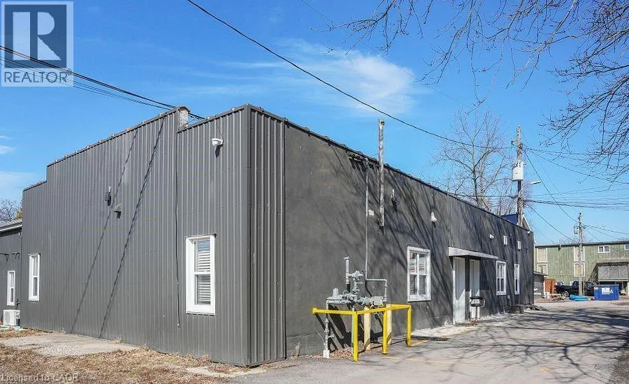 8-12 YORK Street