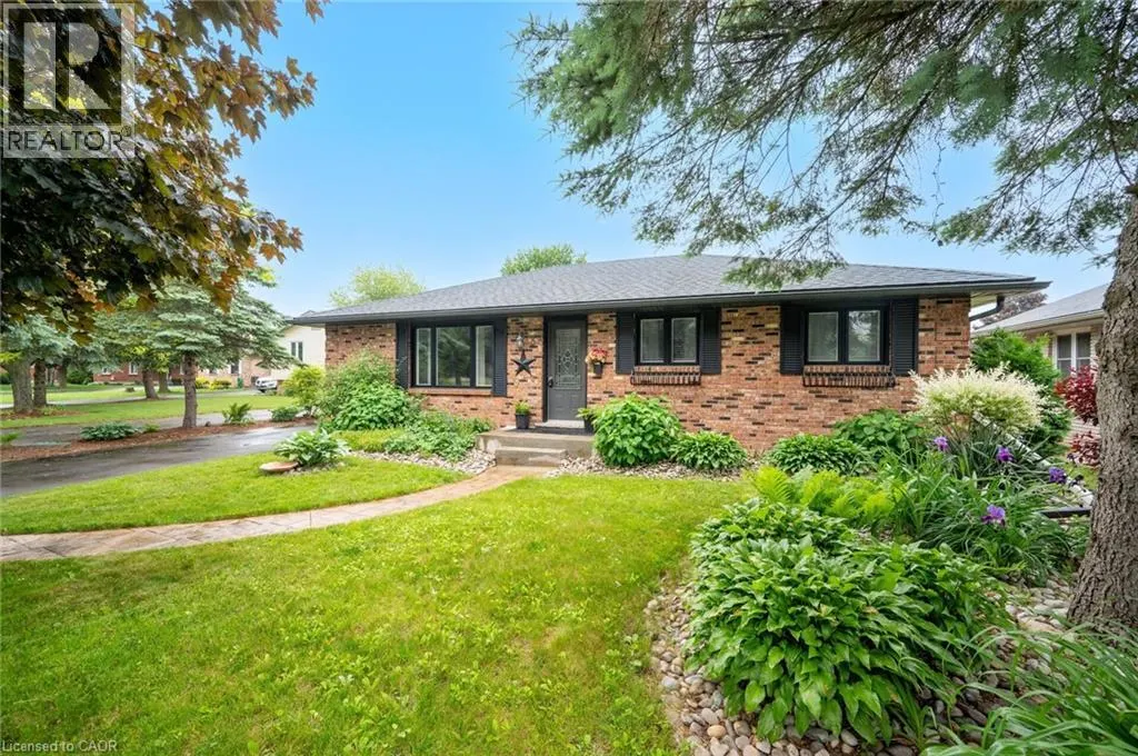 3 KAMPS Crescent
