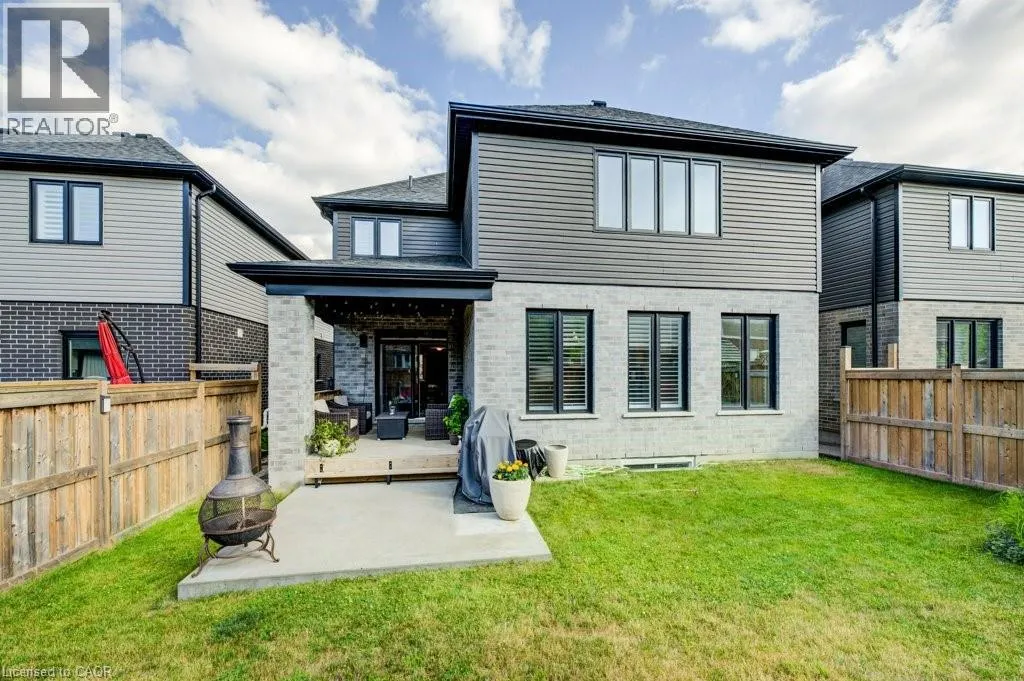 43 GREYHAWK Street