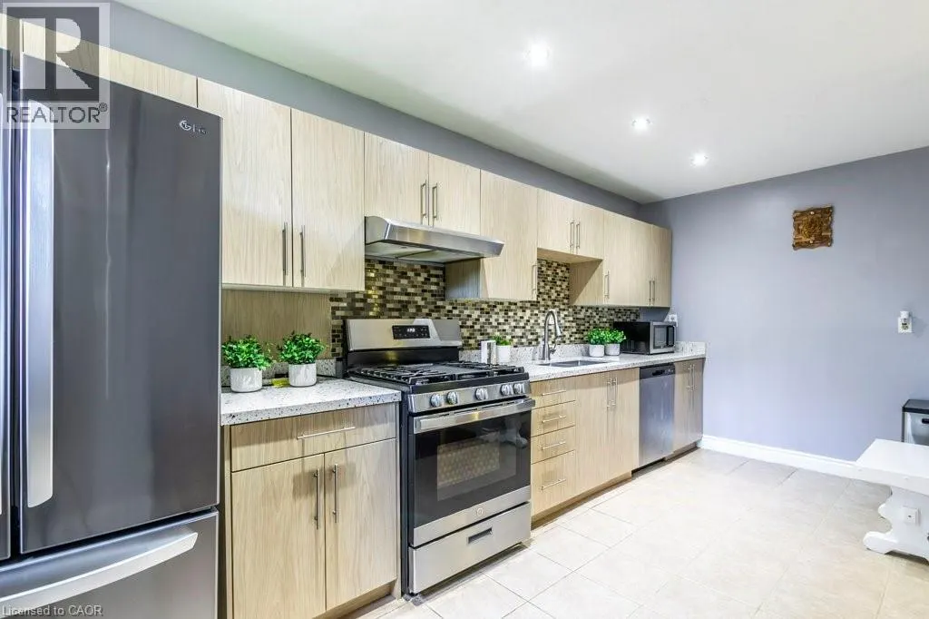 444 STONE CHURCH Road W Unit# M7, #M7