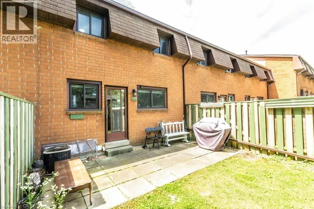 444 STONE CHURCH Road W Unit# M7, #M7