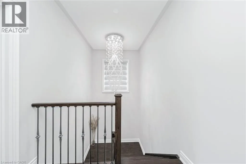 1531 MENDELSON Heights
