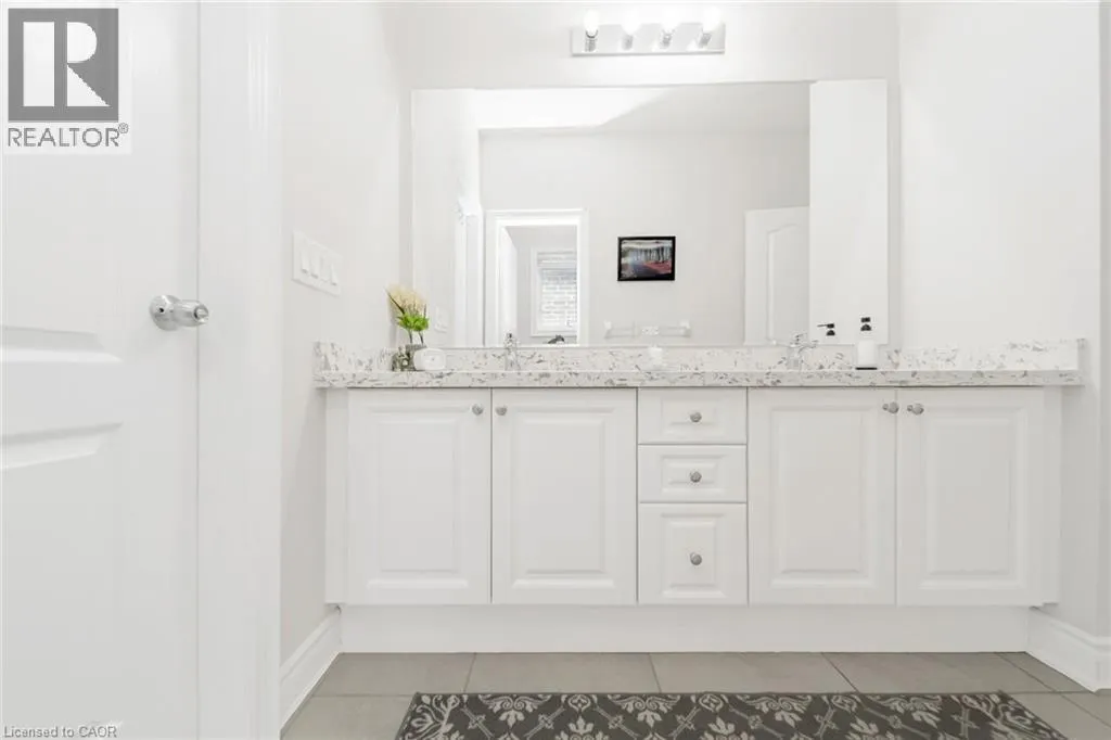 1531 MENDELSON Heights