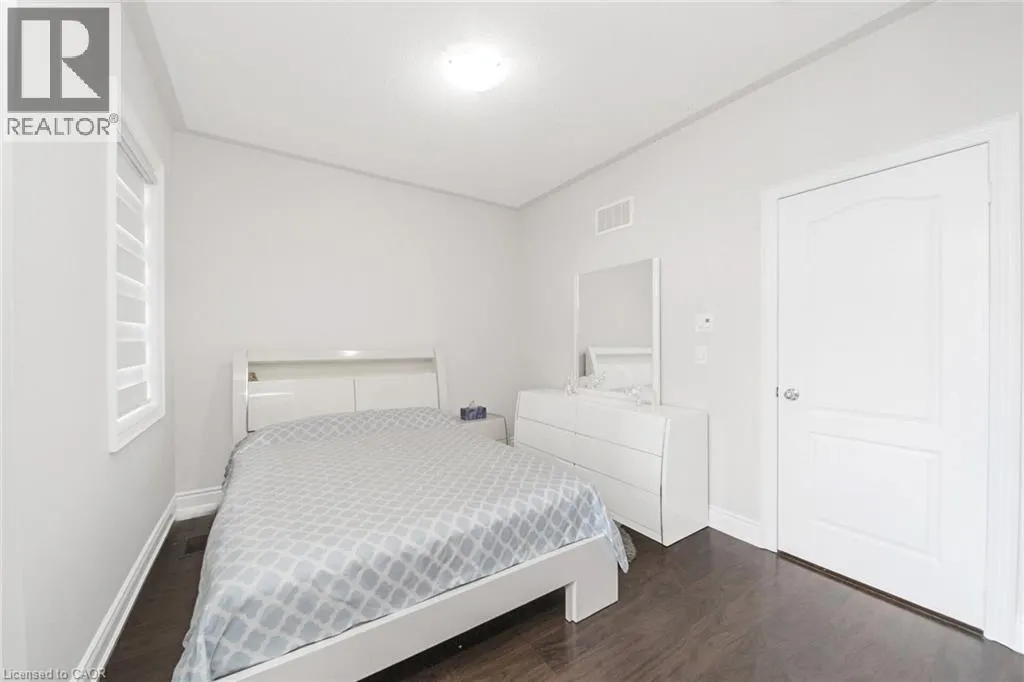 1531 MENDELSON Heights