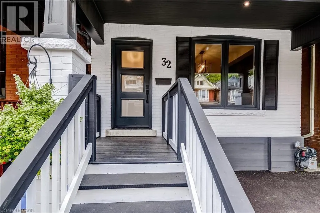 32 CUMBERLAND Avenue