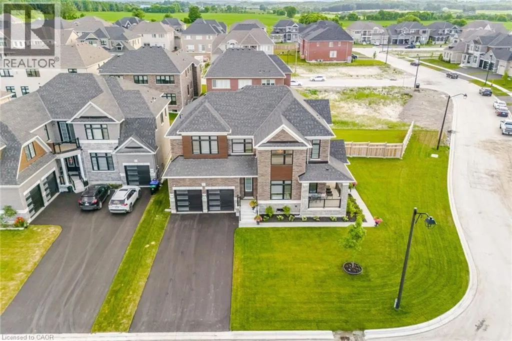 1 TWINLEAF Crescent