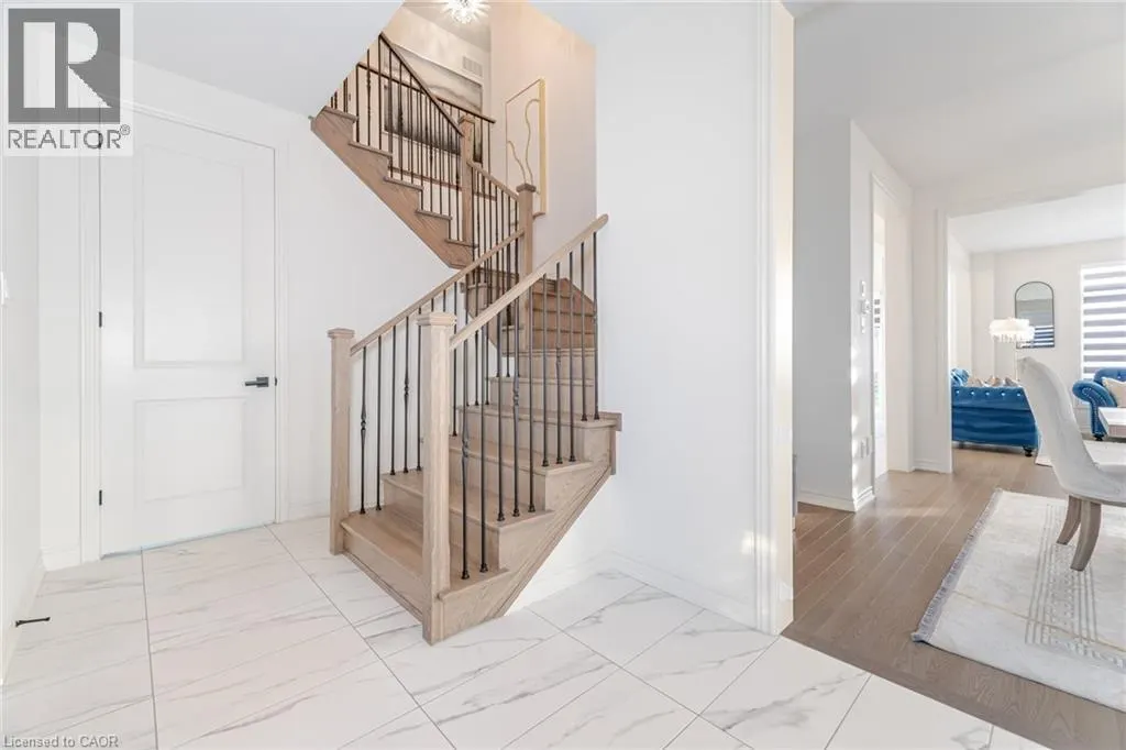 1 TWINLEAF Crescent