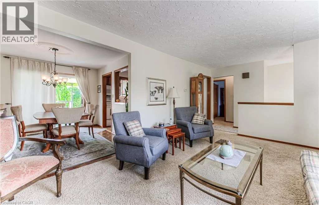 414 LAKEVIEW Drive