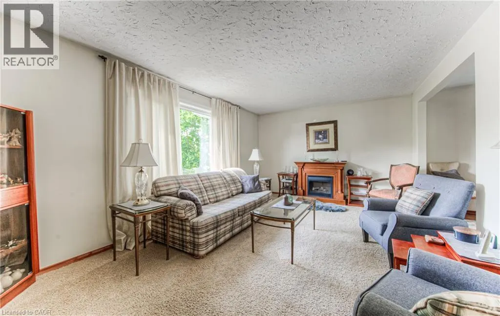 414 LAKEVIEW Drive