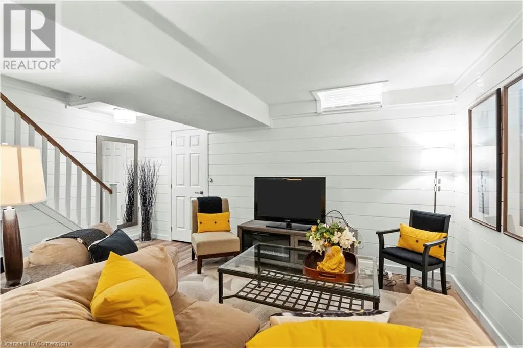 2272 MOWAT Avenue Unit# 56, #56