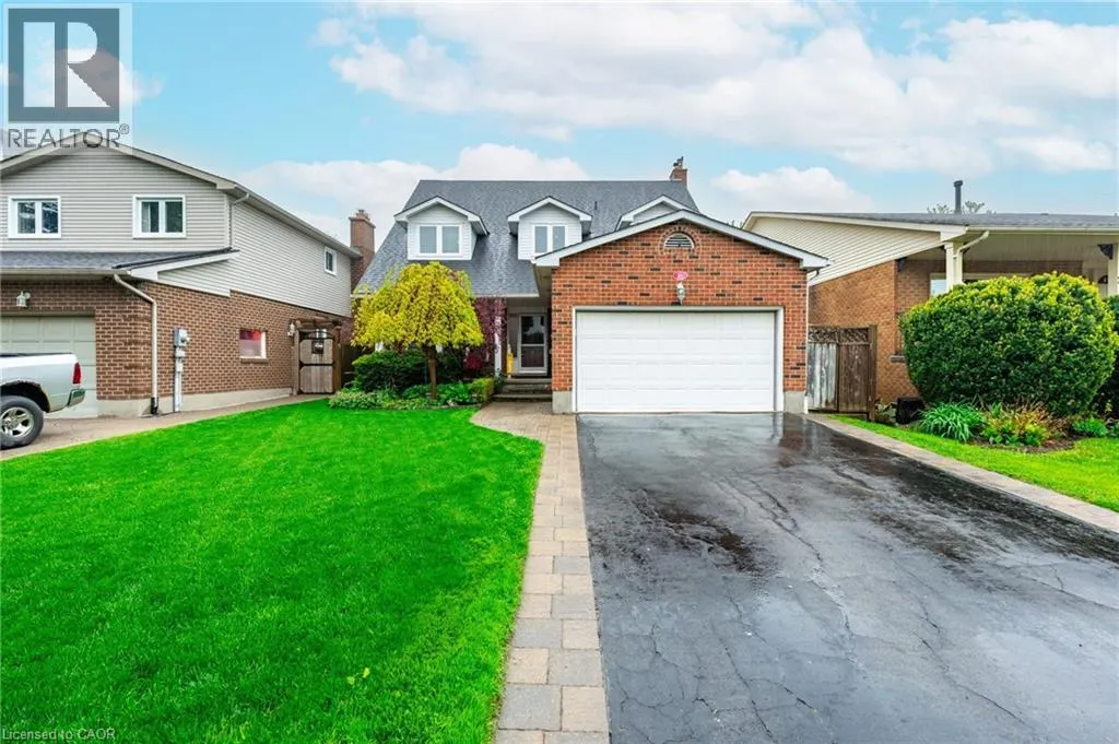 24 VANCE Crescent