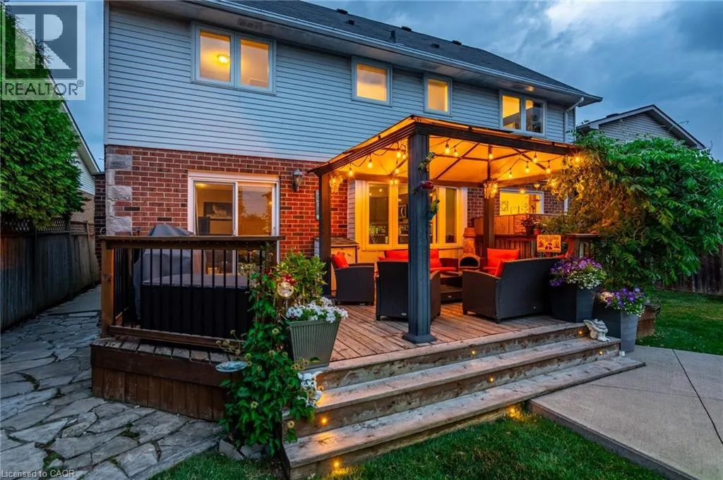 24 VANCE Crescent