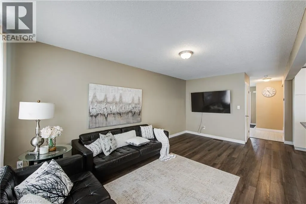 66 YVONNE Crescent