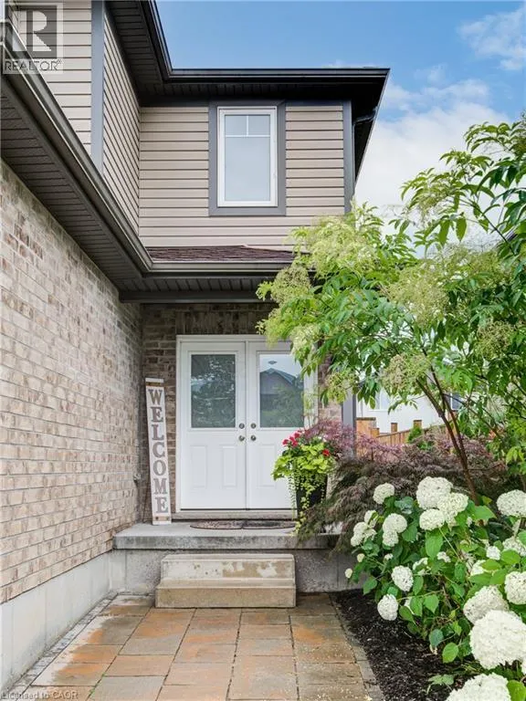 66 YVONNE Crescent
