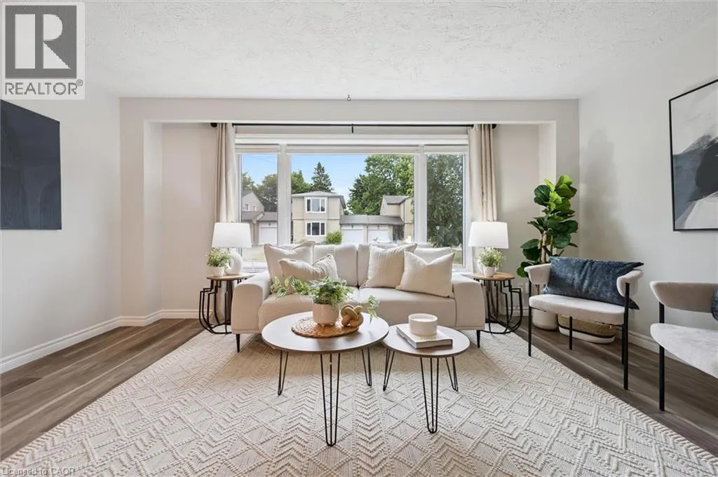 191 SILVER ASPEN Crescent