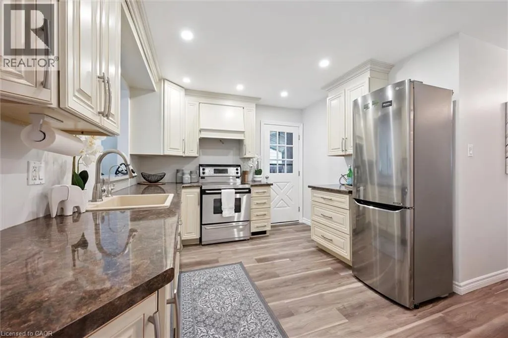 191 SILVER ASPEN Crescent