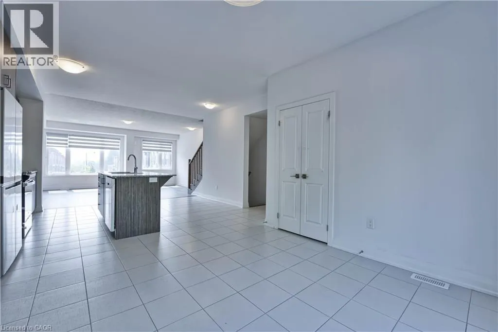 48 WINDTREE Way