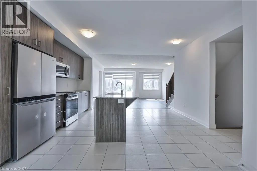 48 WINDTREE Way