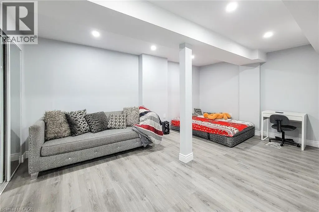 11 SEANESY Drive