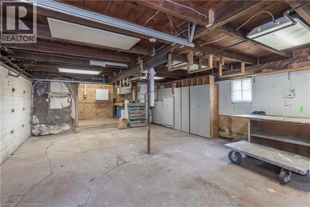 649 LAKESHORE Road