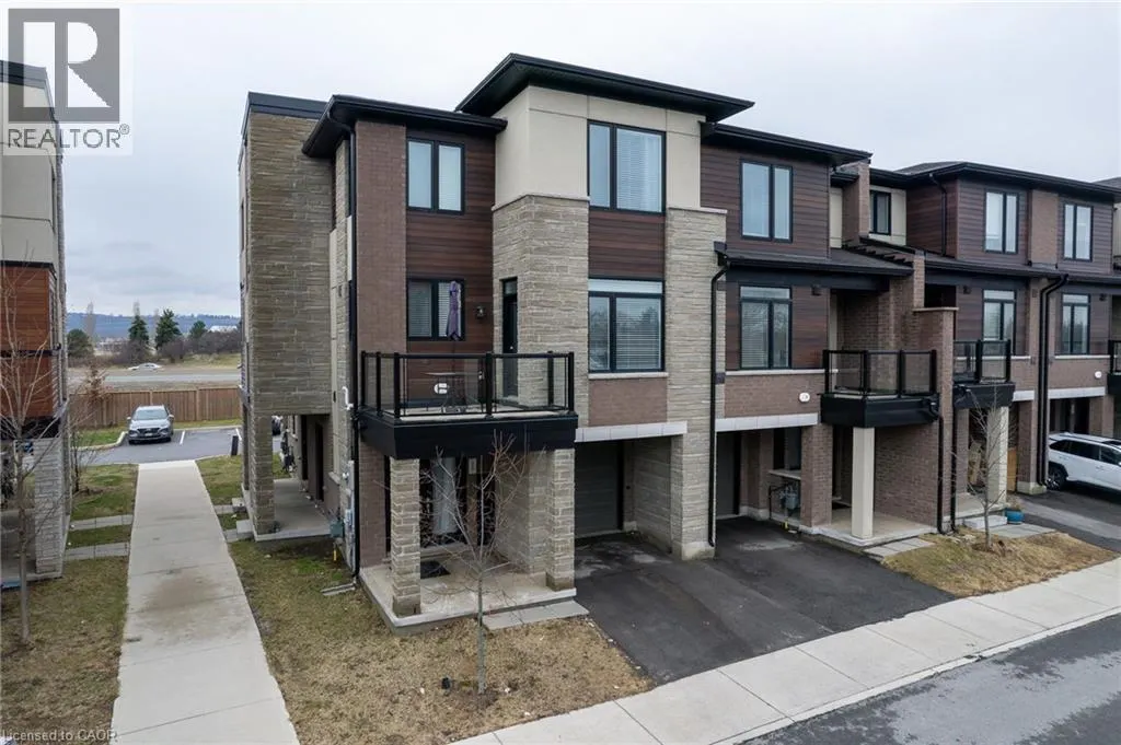 590 NORTH SERVICE Road Unit# 98, #98