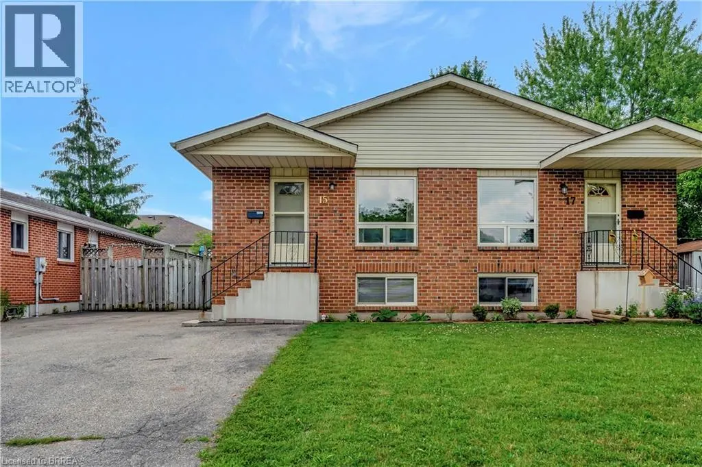 15 IVY Crescent