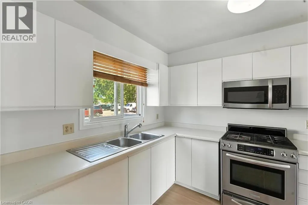 65 DORCHESTER Boulevard Unit# 44, #44