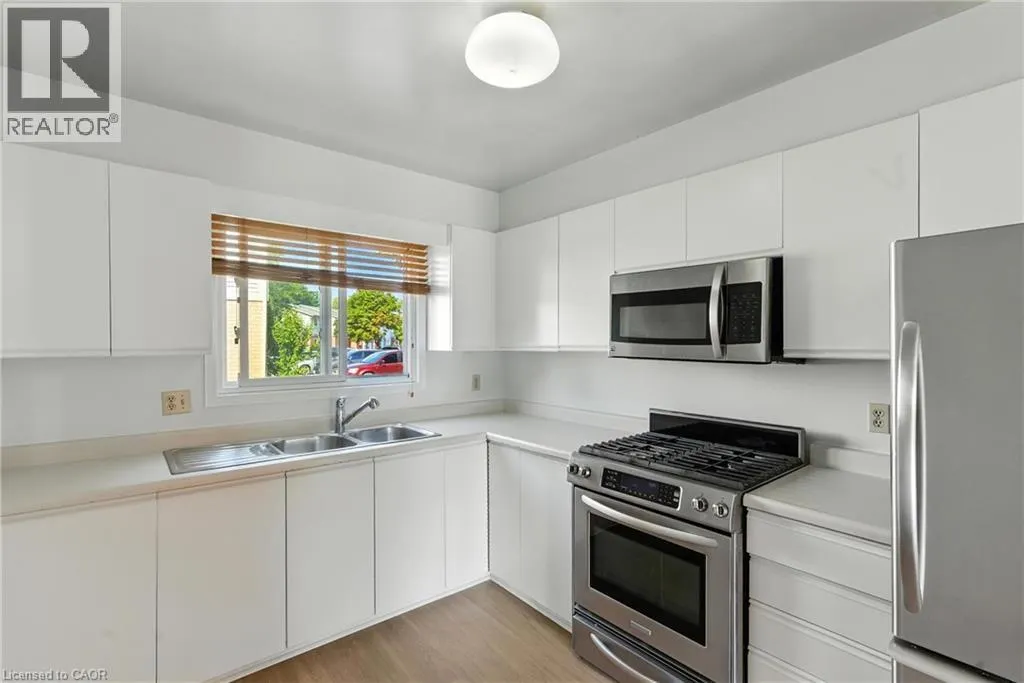 65 DORCHESTER Boulevard Unit# 44, #44